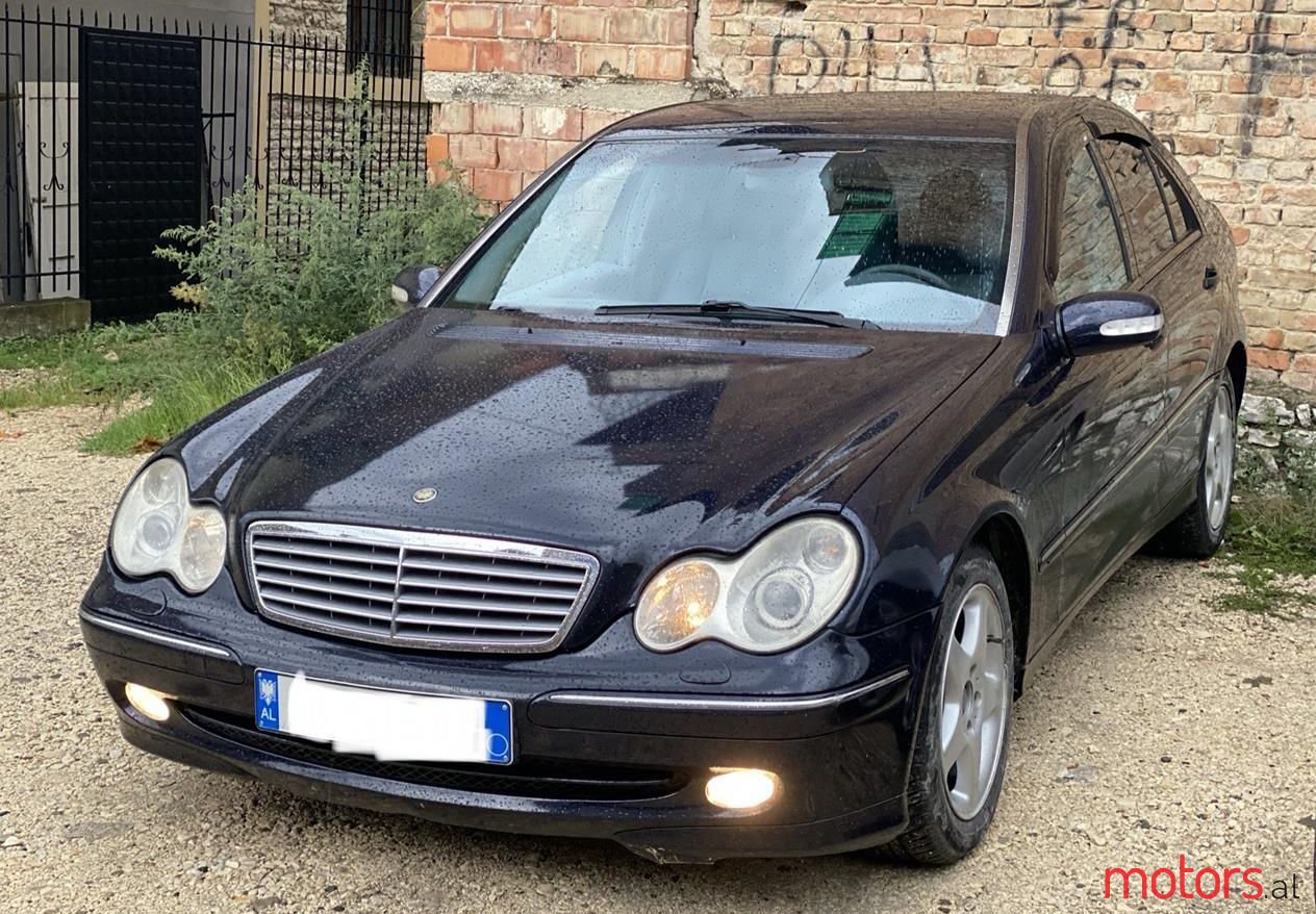 2003' Mercedes-Benz C 270 photo #1