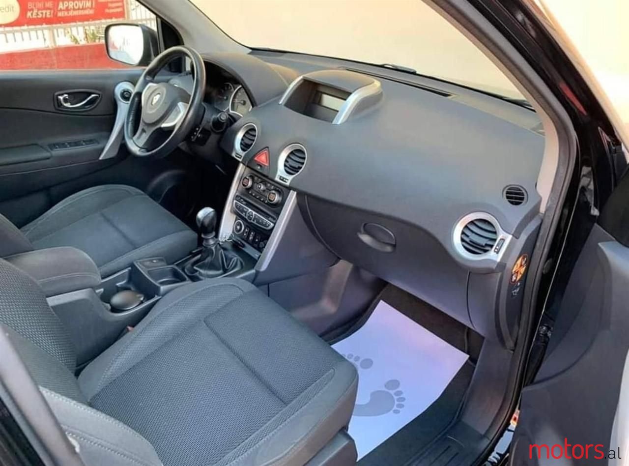 2008' Renault Koleos photo #2