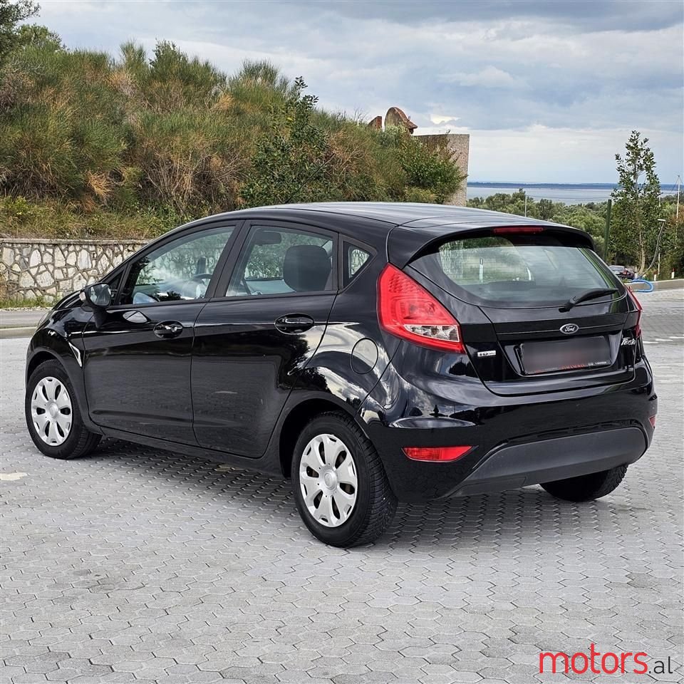 2010' Ford Fiesta photo #5