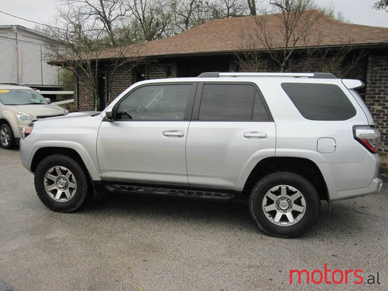 2014' Toyota photo #6