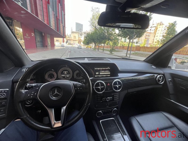 2015' Mercedes-Benz GLK 250 photo #4