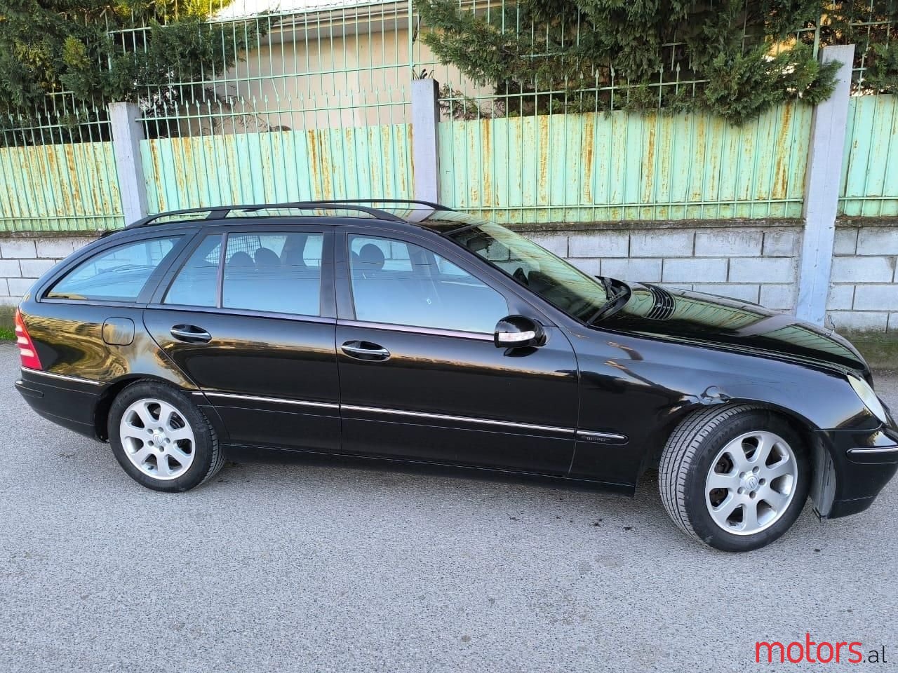 2004' Mercedes-Benz C 180 photo #1