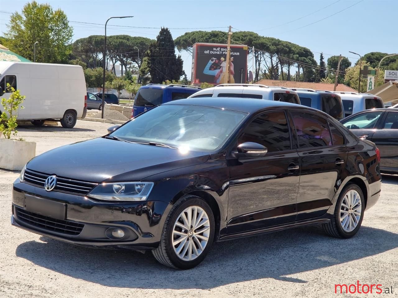 2012' Volkswagen Jetta photo #5