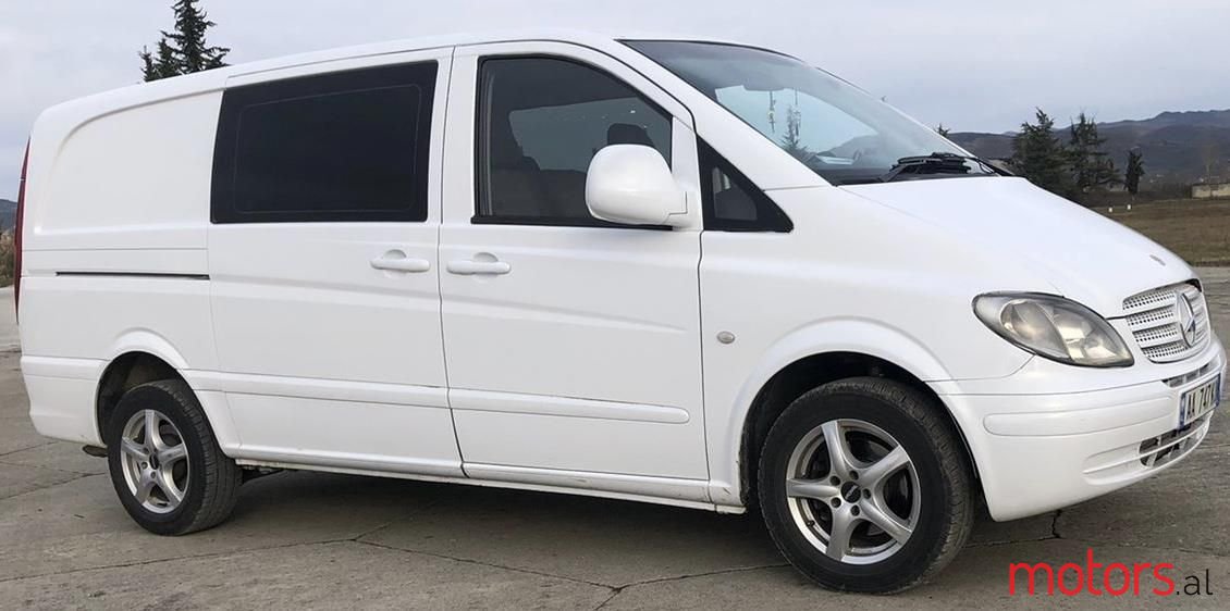 2007' Mercedes-Benz V 220 photo #6