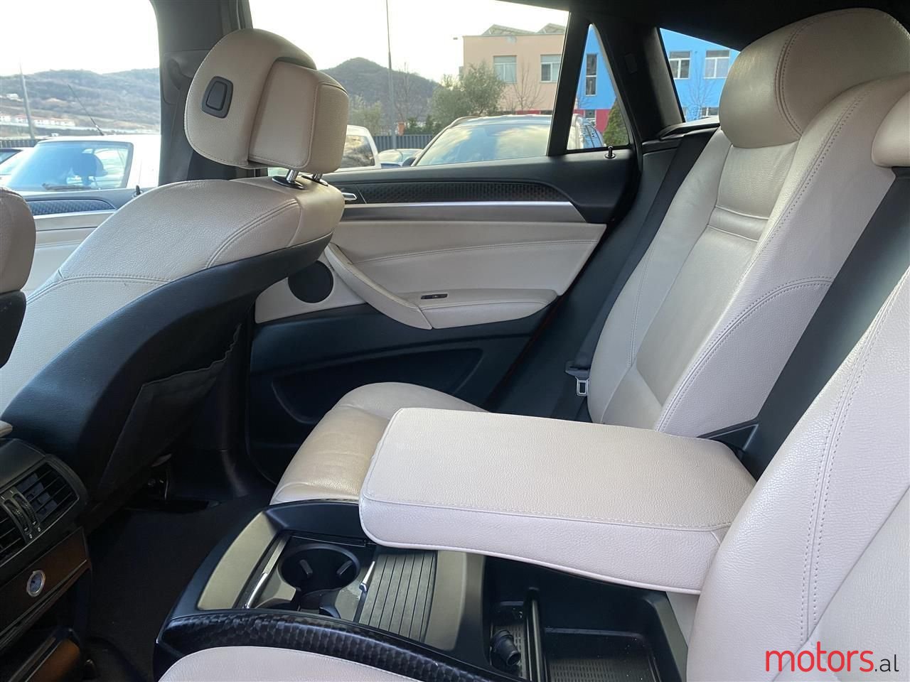 2011' BMW X6 photo #6