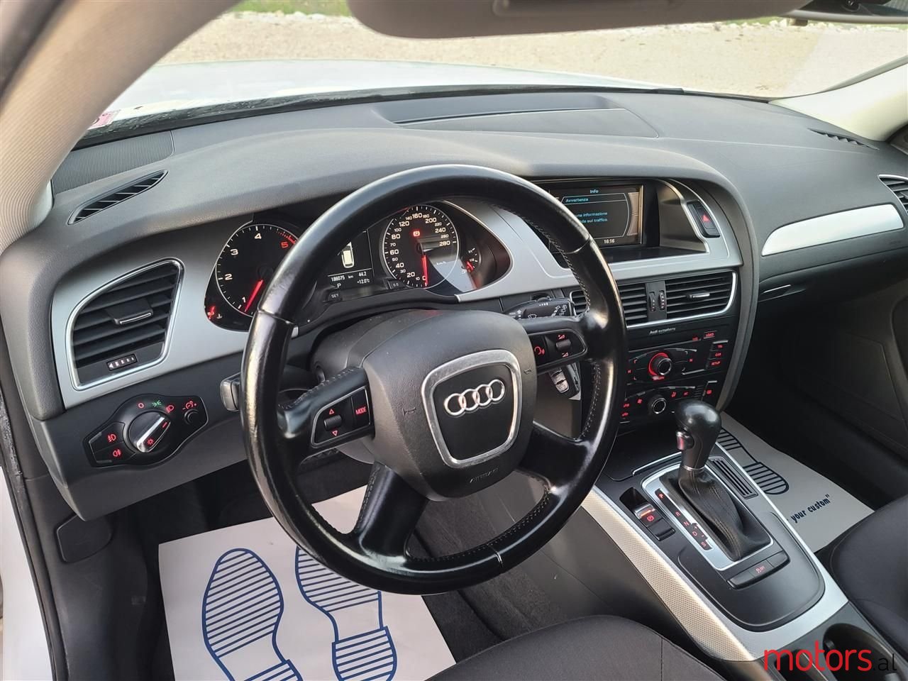 2012' Audi A4 photo #6