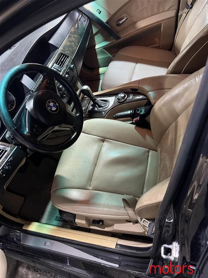 2005' BMW 530 photo #2