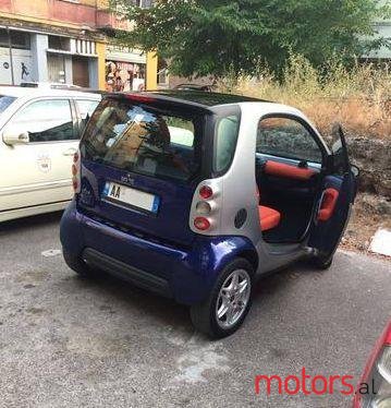 2001' Smart Fortwo photo #2