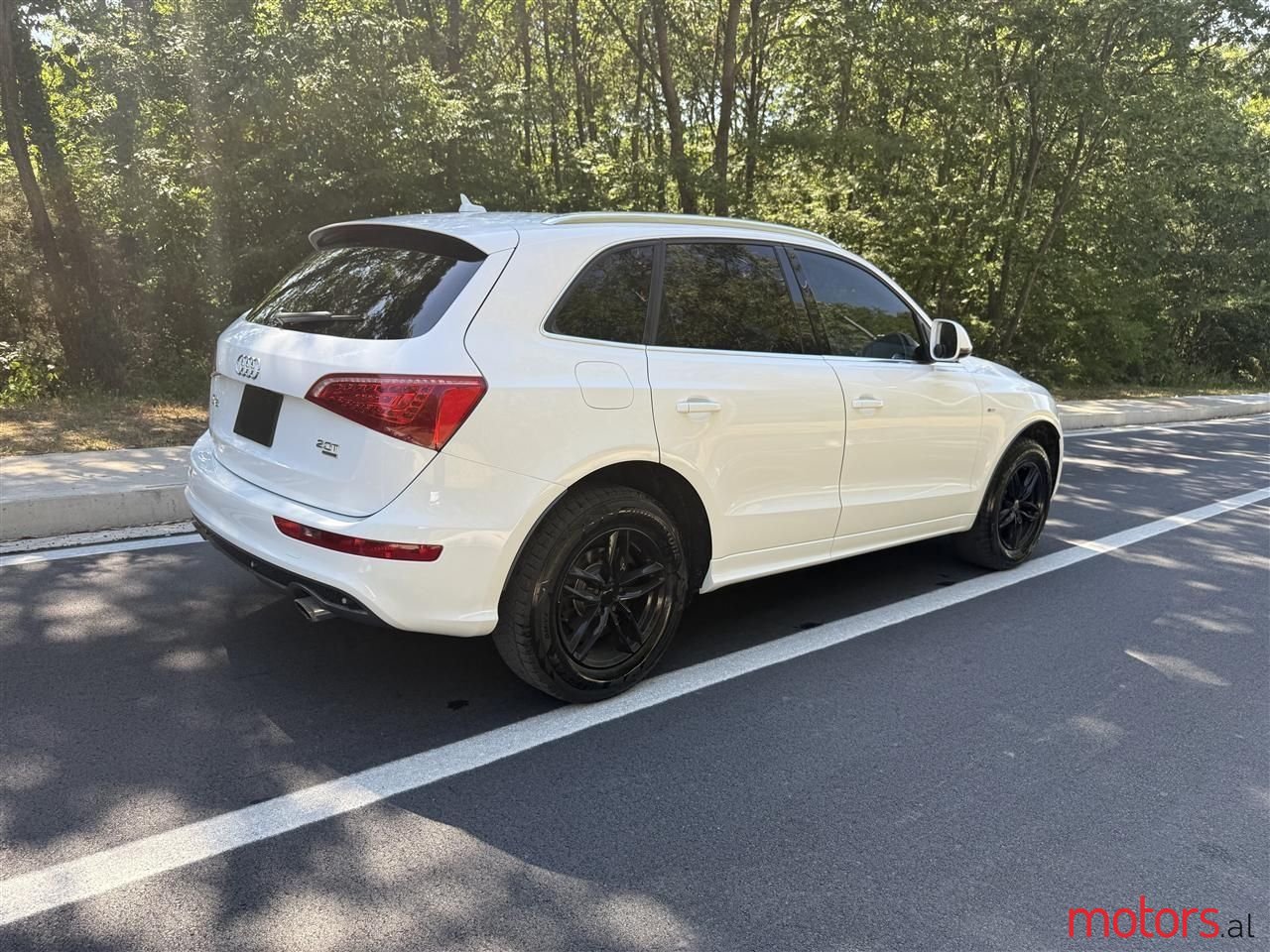 2011' Audi Q5 photo #1