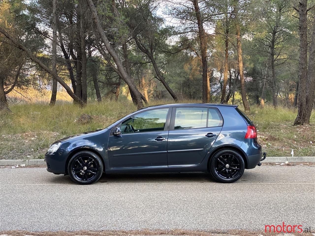 2007' Volkswagen Golf photo #3