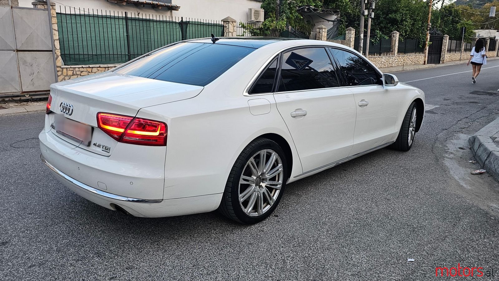 2013' Audi A8 photo #6