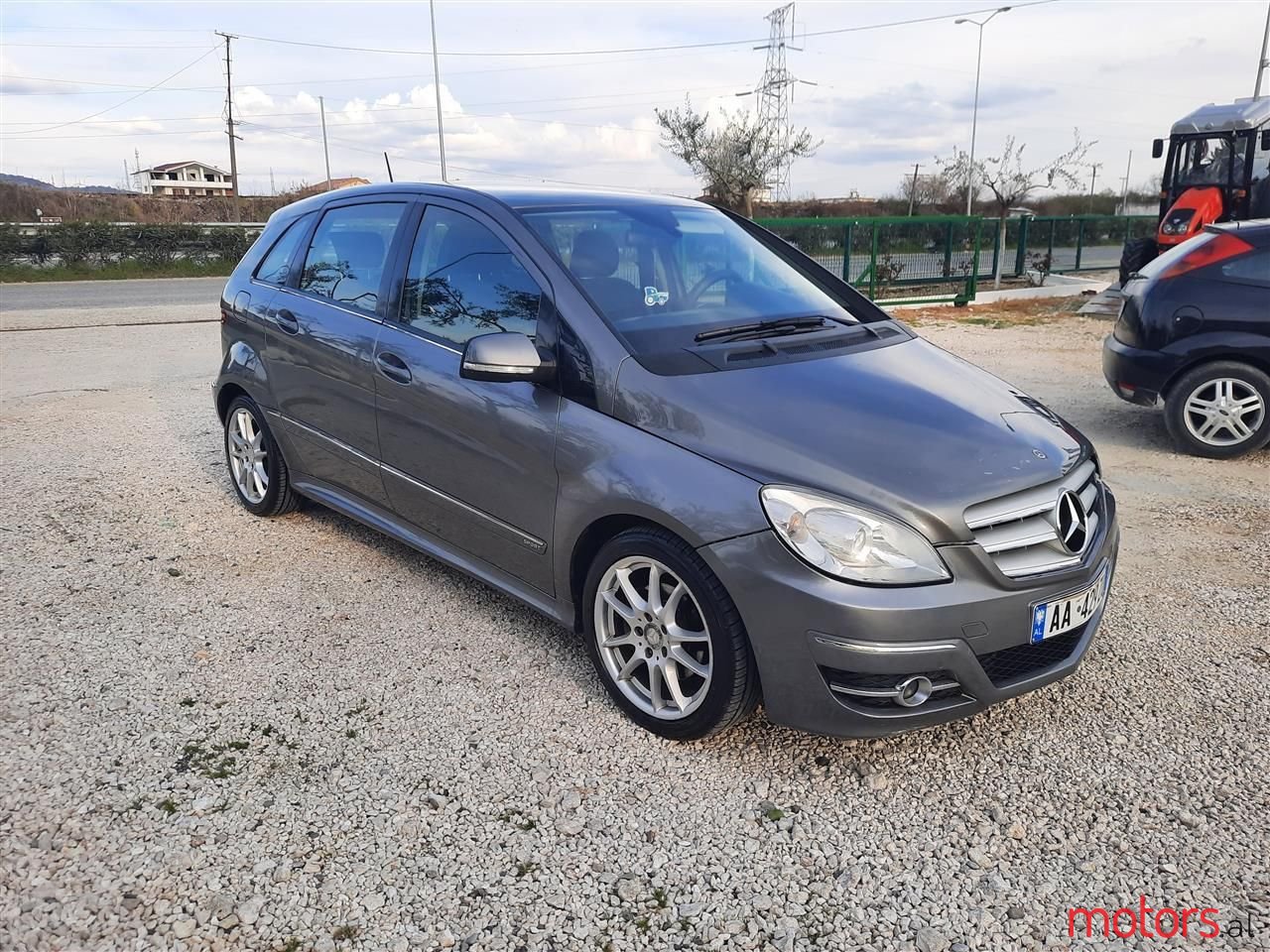 2009' Mercedes-Benz B 200 photo #1