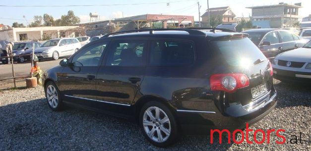 2007' Volkswagen Passat photo #2