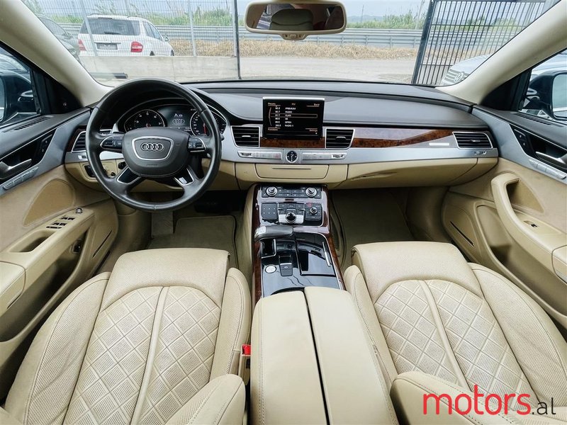 2014' Audi A8 photo #2