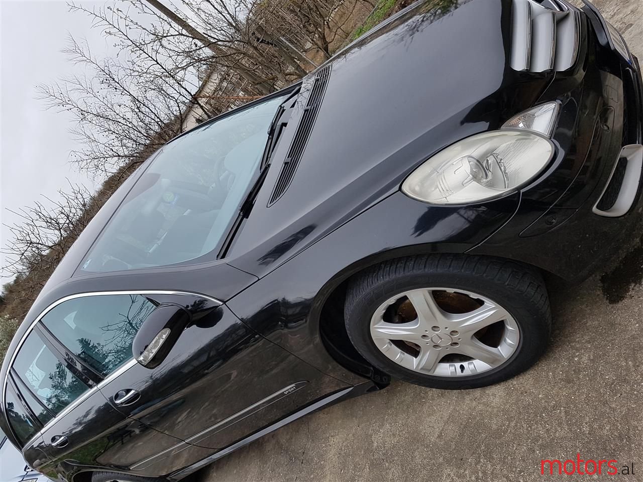 2008' Mercedes-Benz R 320 photo #1