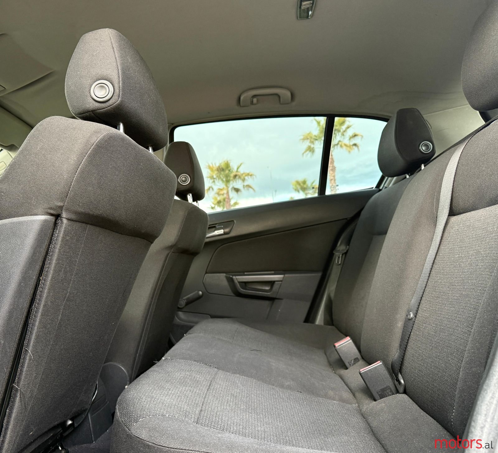 2007' Opel Astra photo #2