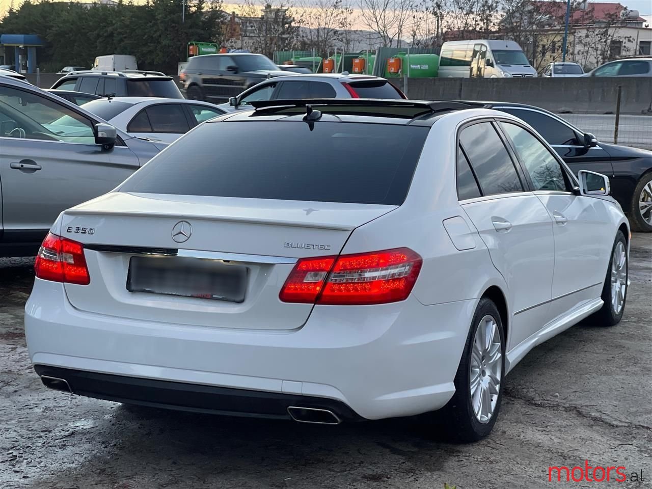 2013' Mercedes-Benz E 350 photo #3