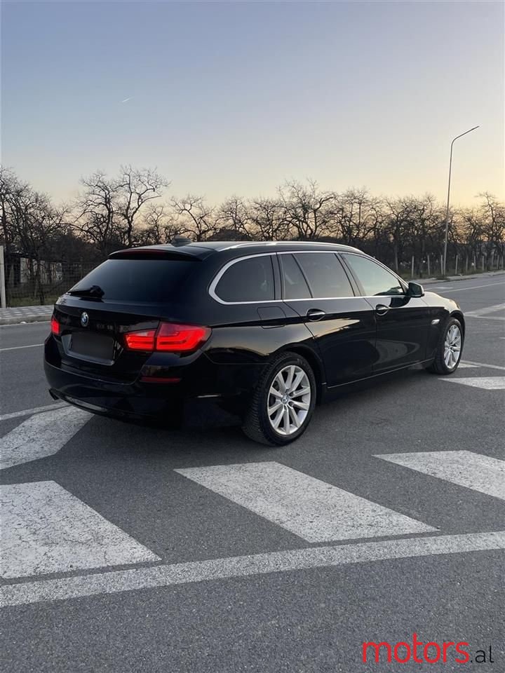 2013' BMW 525 photo #5