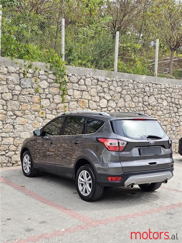 2017' Ford Kuga photo #6