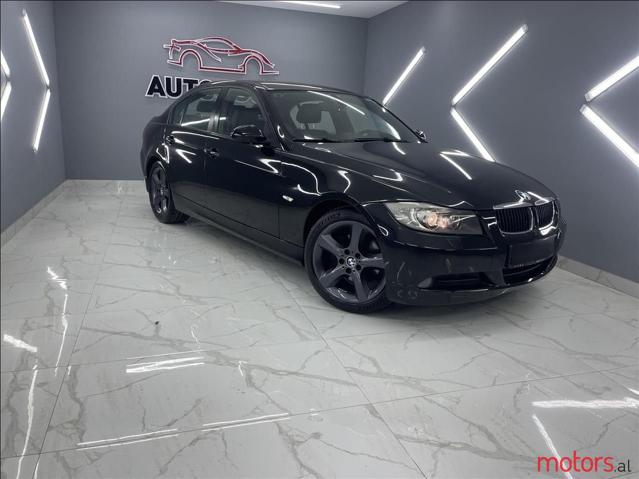 2008' BMW 318 photo #6