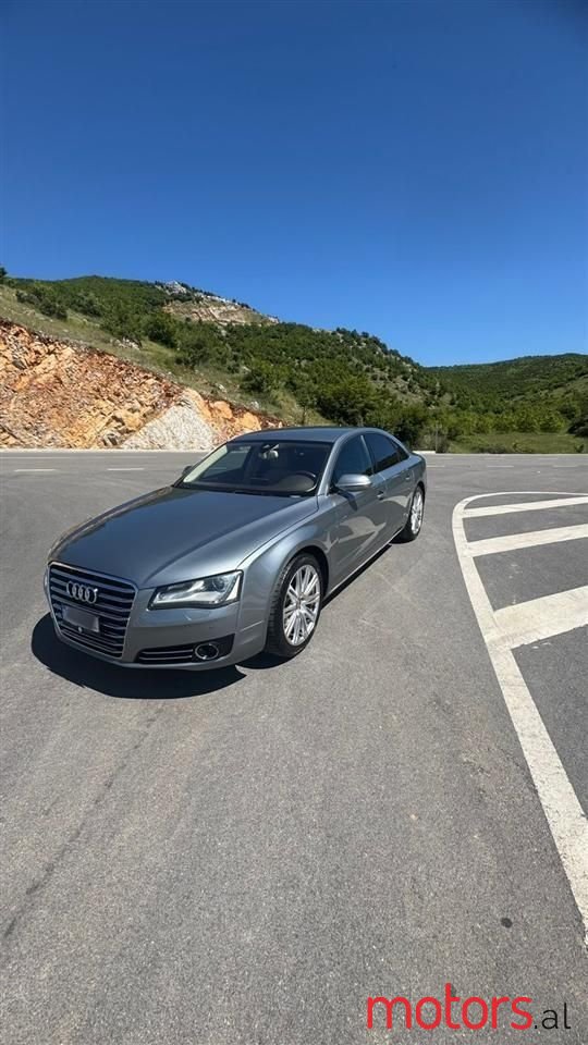 2010' Audi A8 photo #3