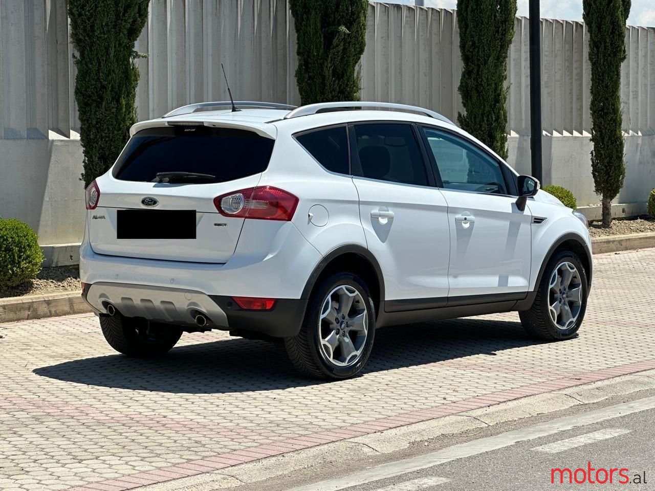 2009' Ford Kuga photo #4