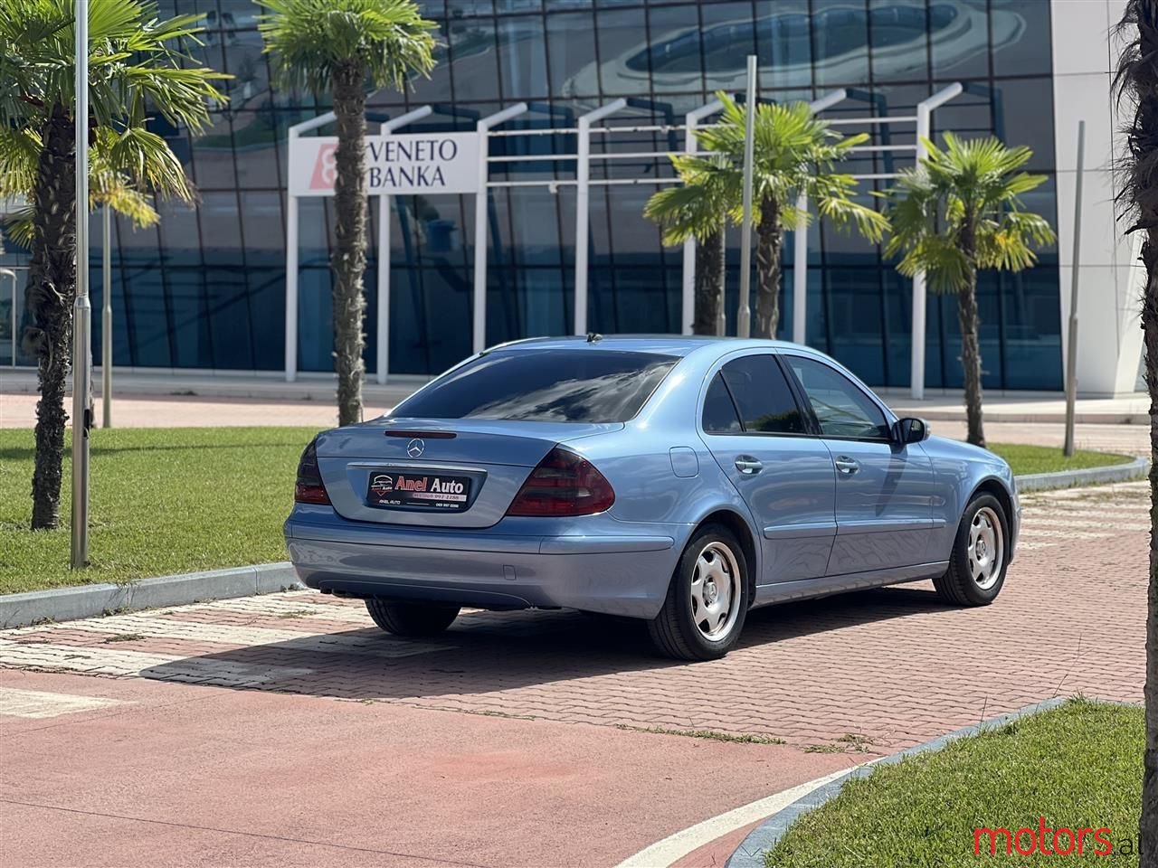 2005' Mercedes-Benz E 200 photo #4