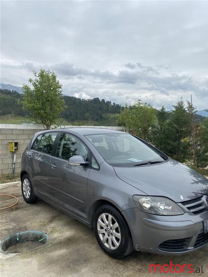 2005' Volkswagen Golf Plus photo #2