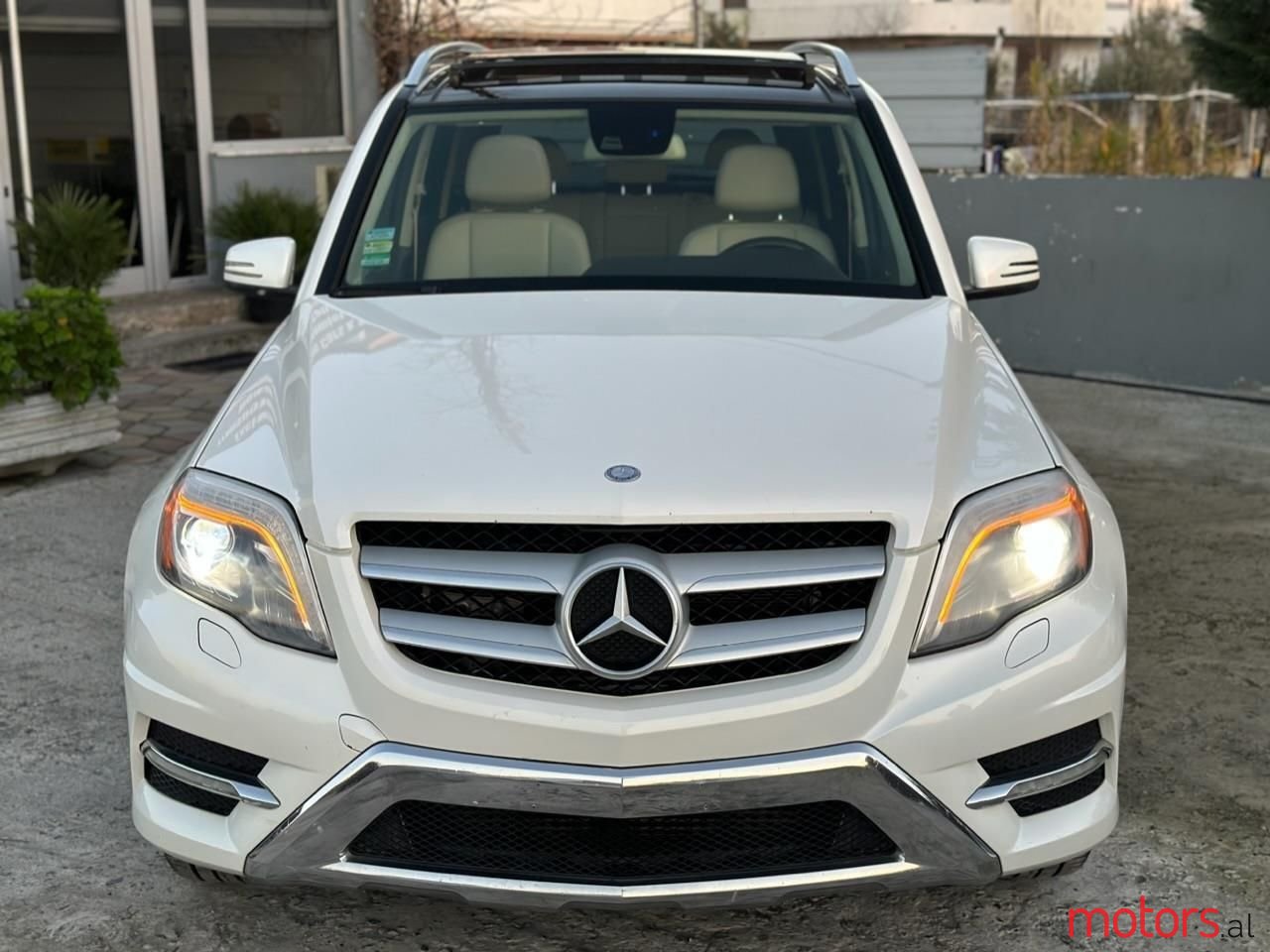 2014' Mercedes-Benz GLK 250 photo #2