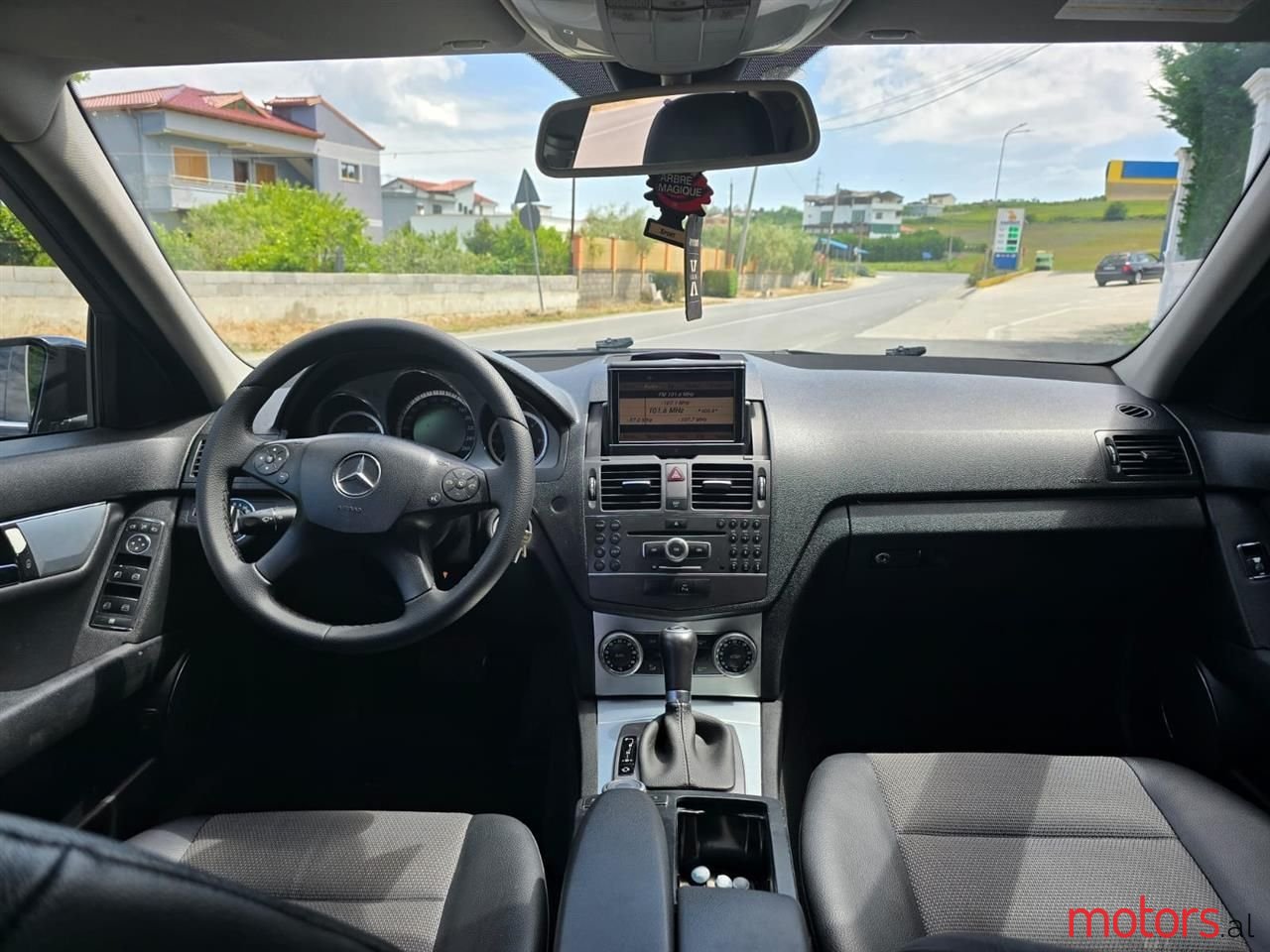 2010' Mercedes-Benz C 220 photo #5