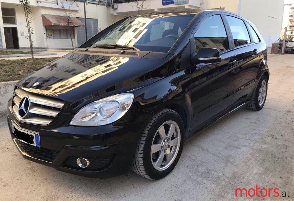 2010' Mercedes-Benz B 180 photo #1