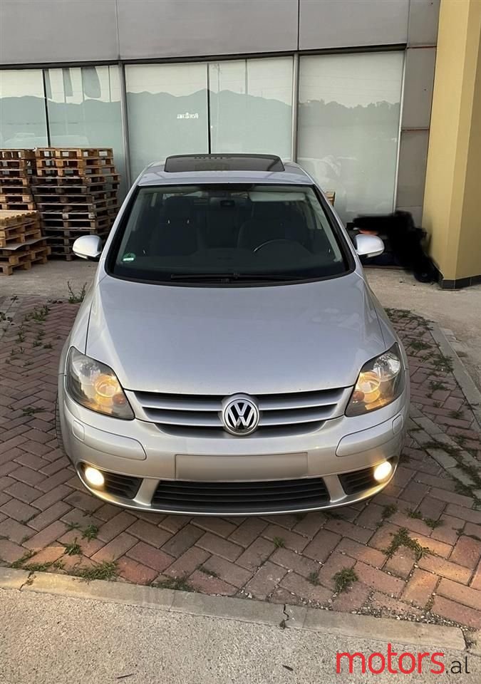 2007' Volkswagen Golf Plus photo #1