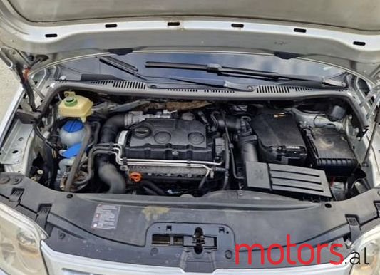 2009' Volkswagen Caddy photo #6