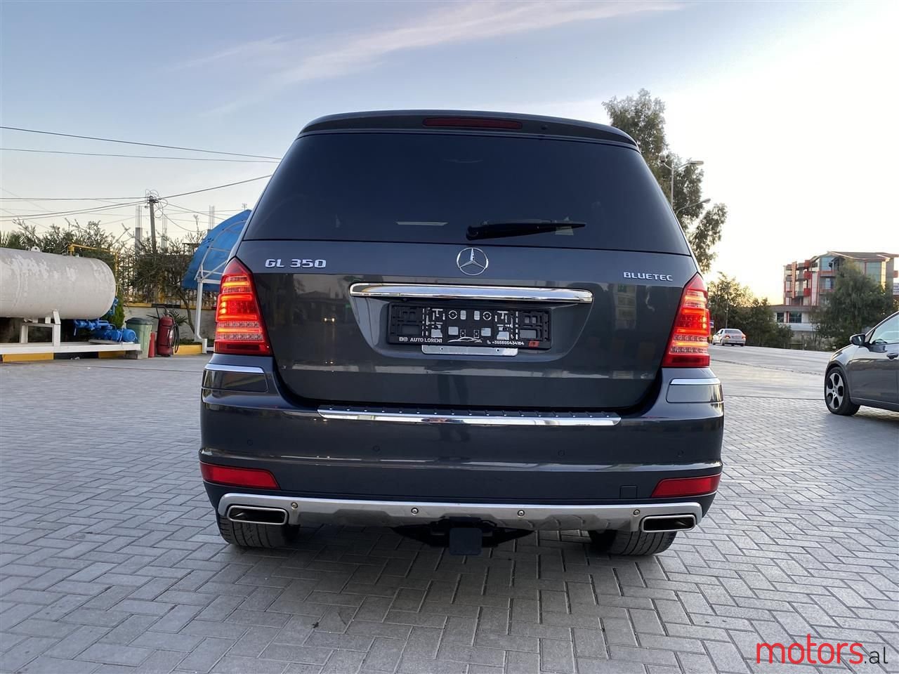 2011' Mercedes-Benz GL 350 photo #6