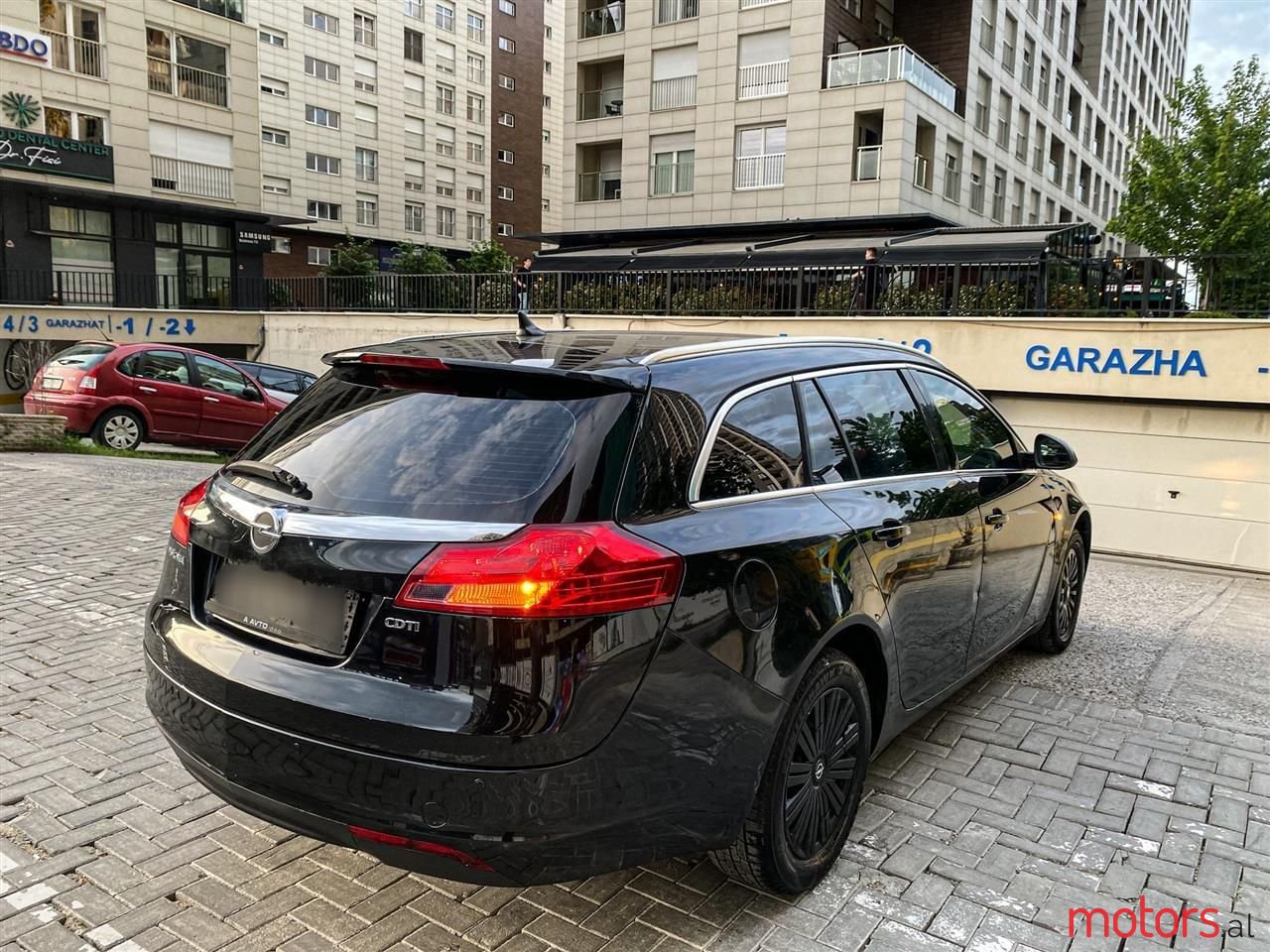 2011' Opel Insignia photo #6