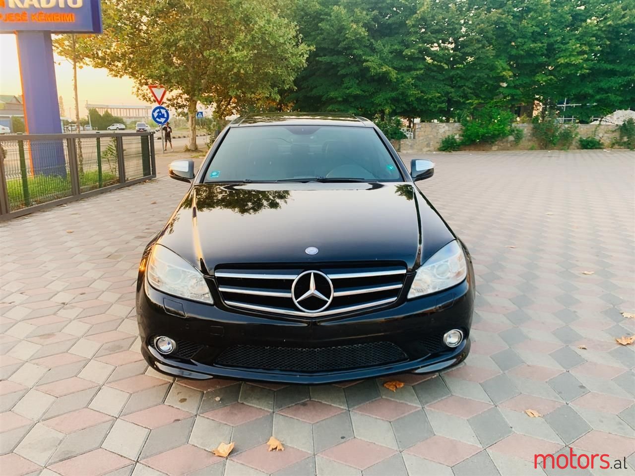 2008' Mercedes-Benz C 320 photo #4