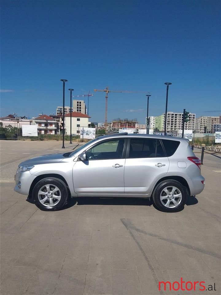 2010' Toyota RAV4 photo #3