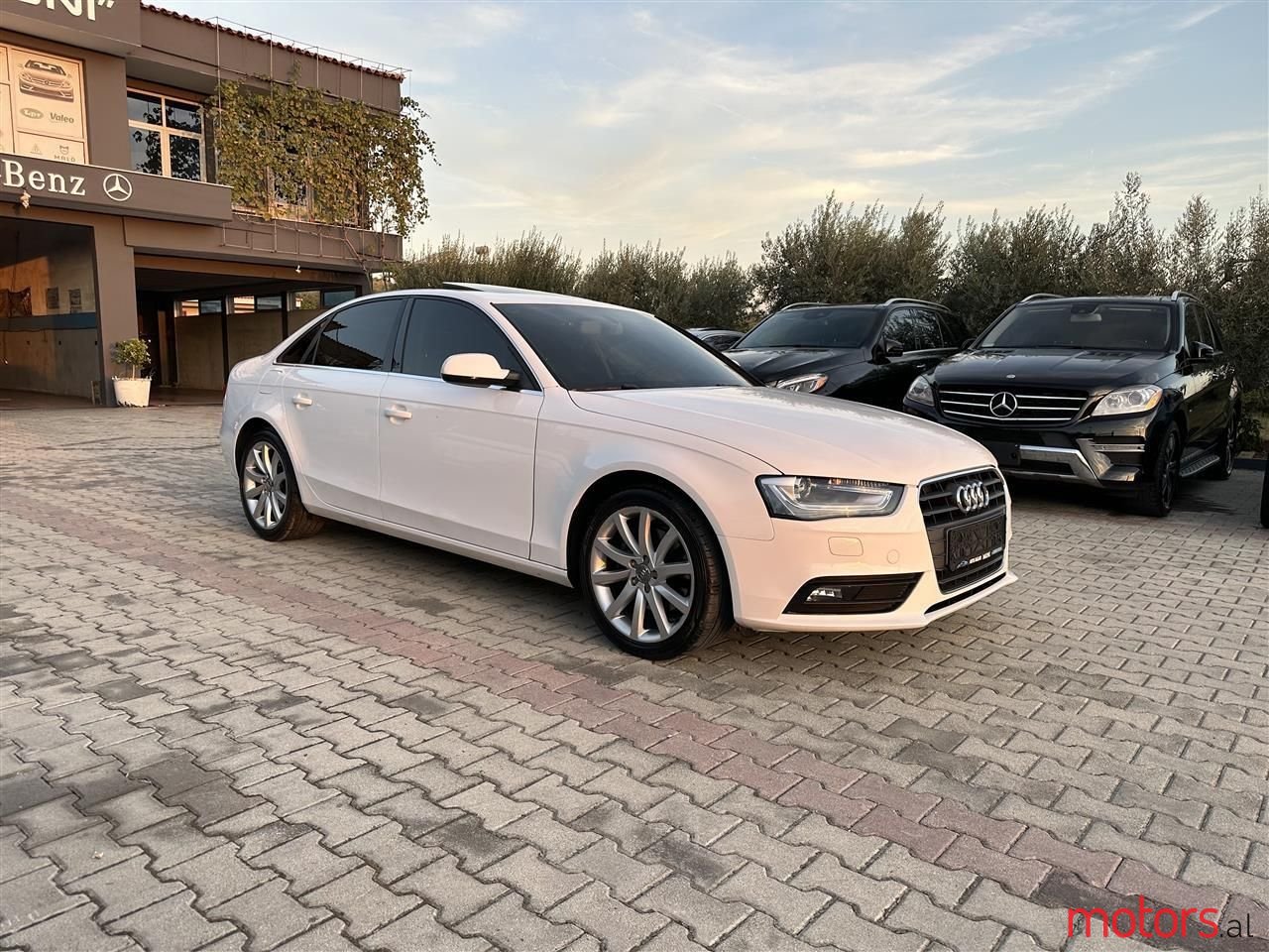 2016' Audi A4 photo #5