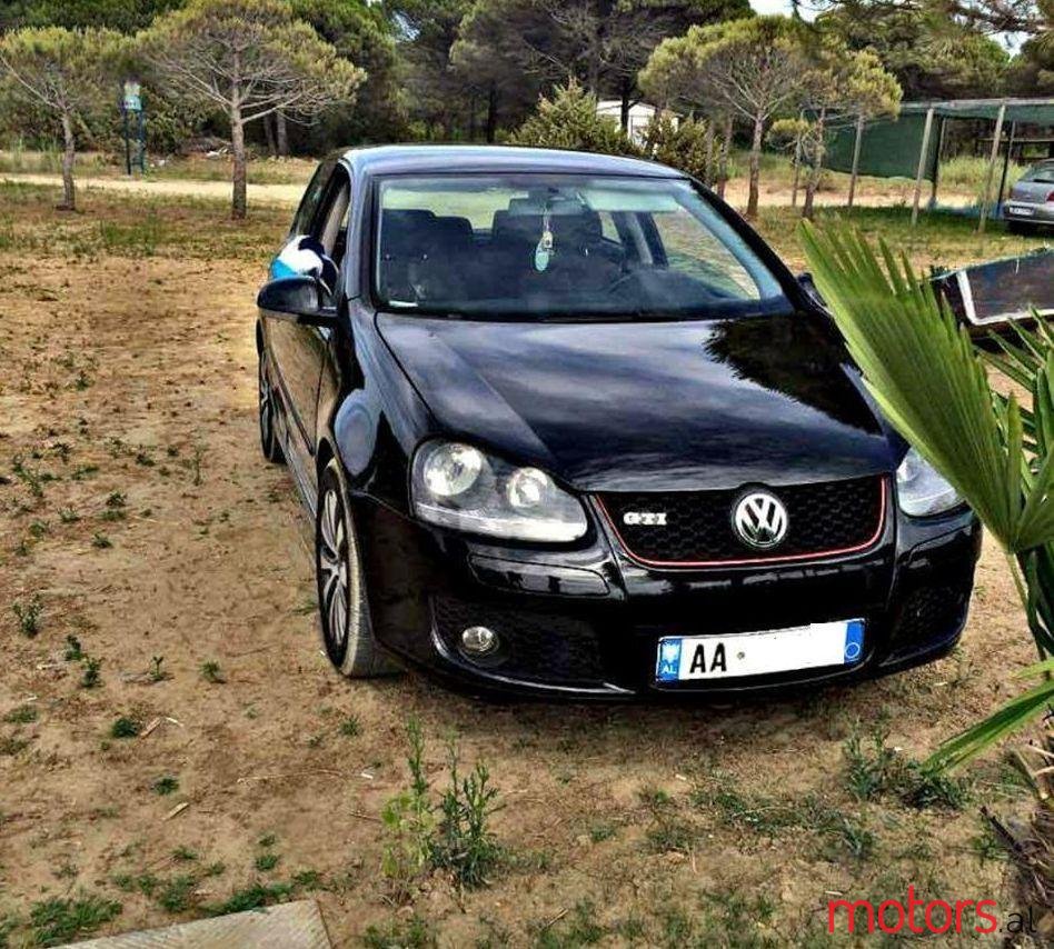 2005' Volkswagen Golf photo #1