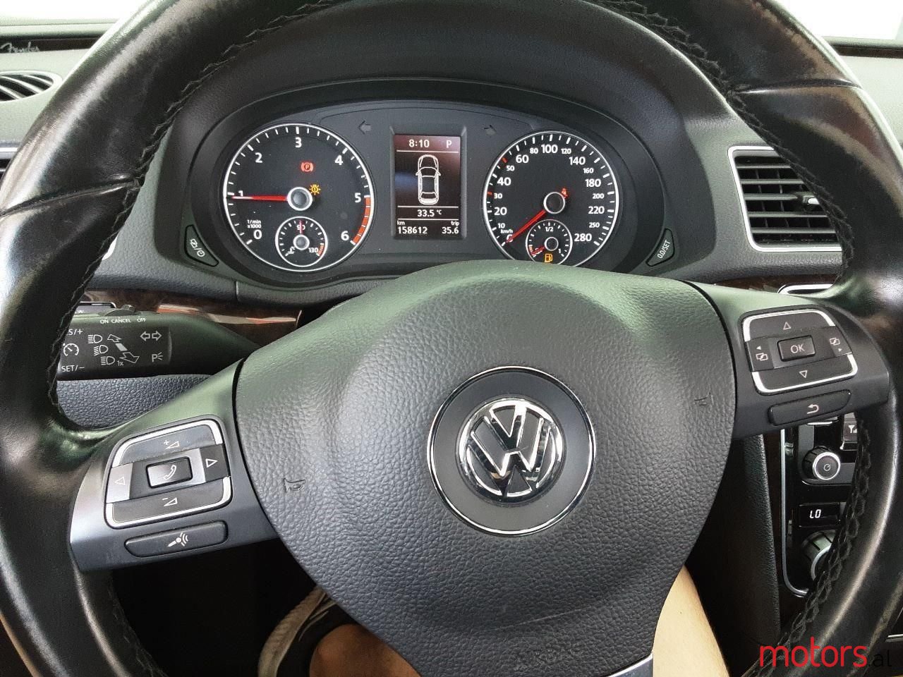 2015' Volkswagen Passat photo #5