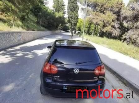 2005' Volkswagen Golf photo #1