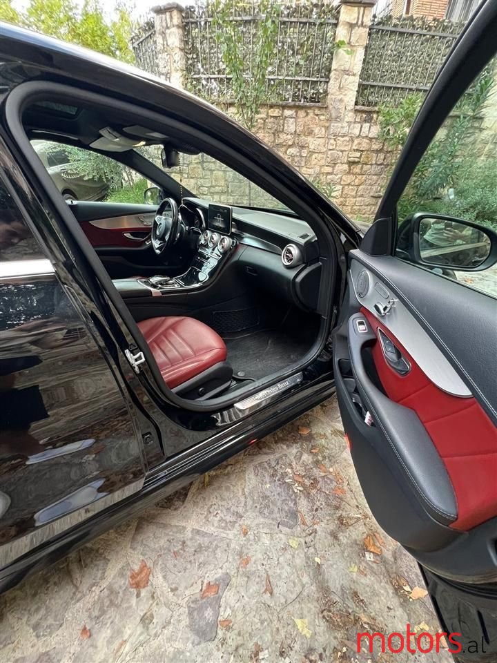 2015' Mercedes-Benz C 300 photo #3