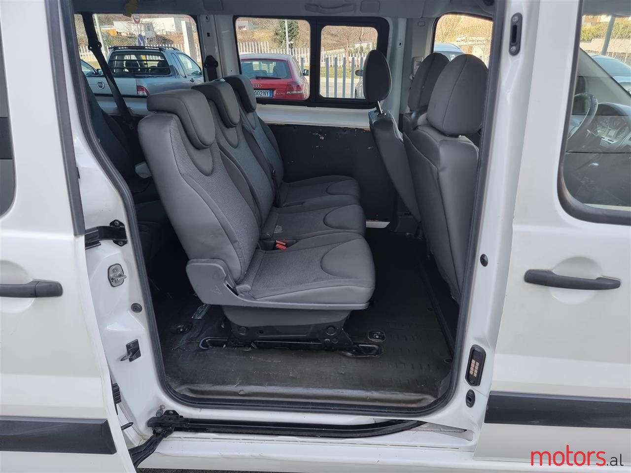 2010' Citroen Jumpy photo #4