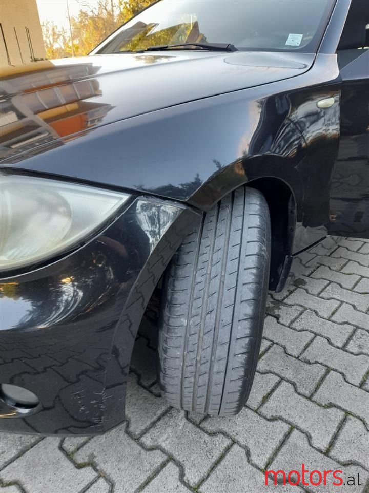 2005' BMW 120 photo #3