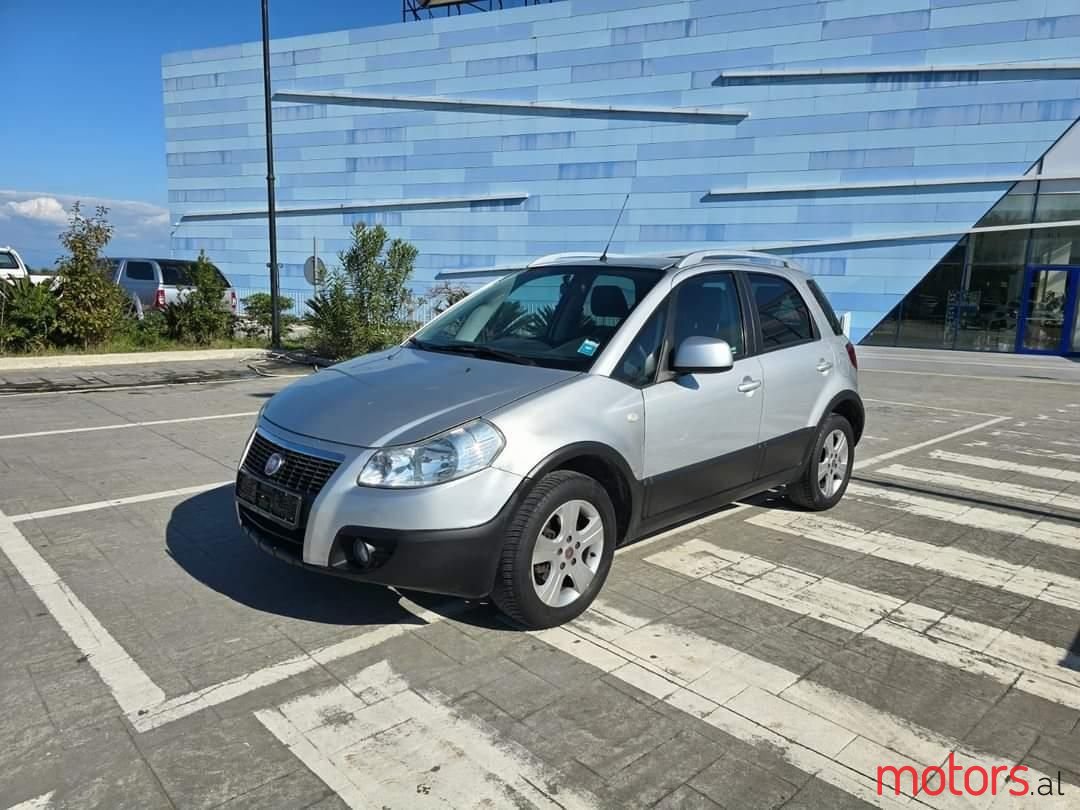 2009' Fiat Sedici photo #3