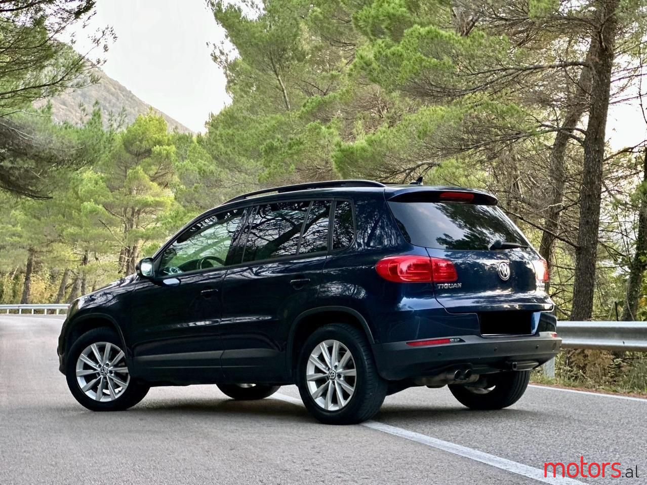 2013' Volkswagen Tiguan photo #5