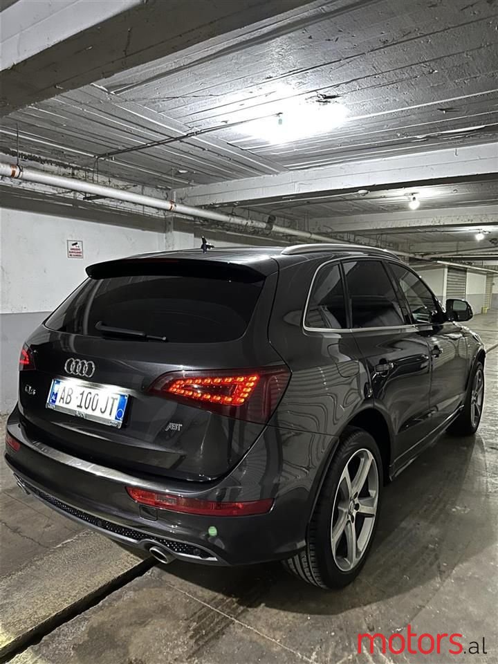 2012' Audi Q5 photo #2