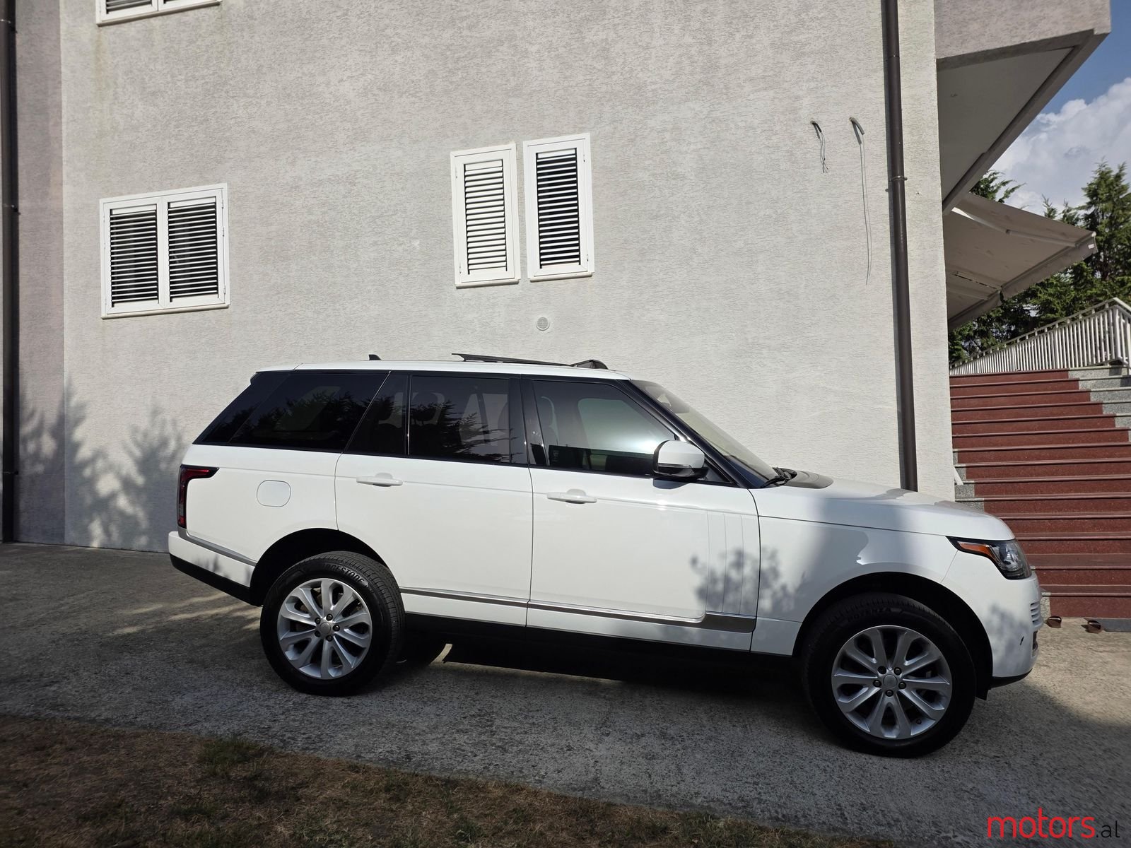 2016' Land Rover Range Rover photo #4