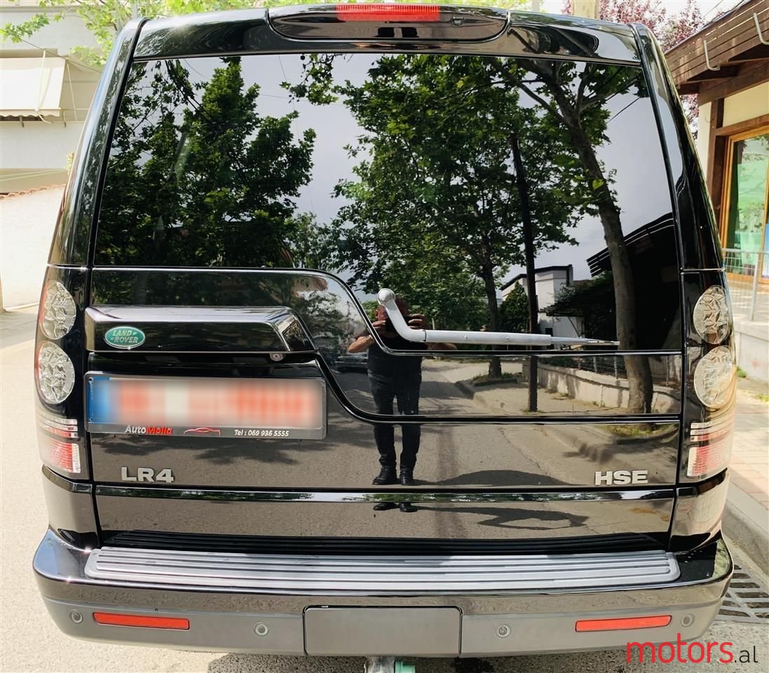 2012' Land Rover Discovery photo #3