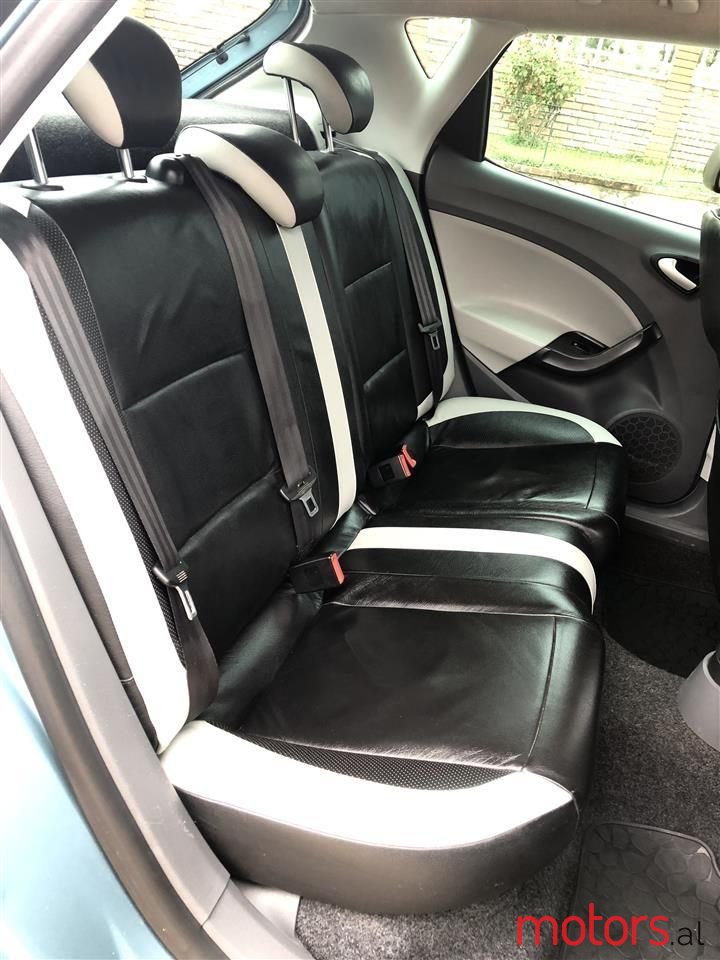 2010' SEAT Ibiza photo #4